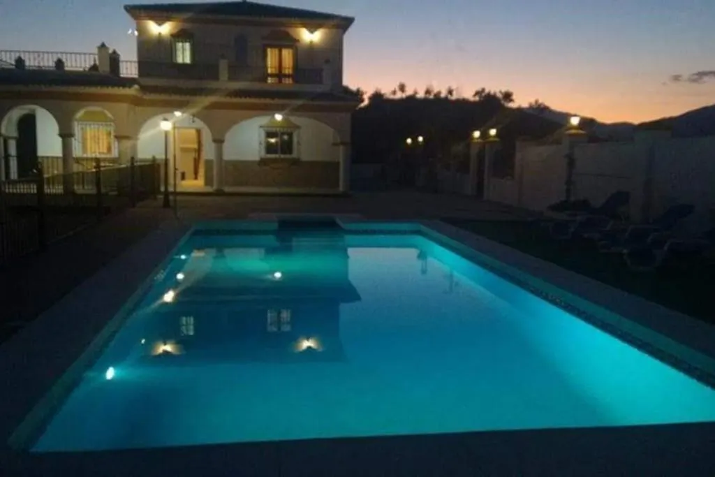 Villa Jazmin.Completa Privacidad. Piscina Privada. Malaga Holiday home