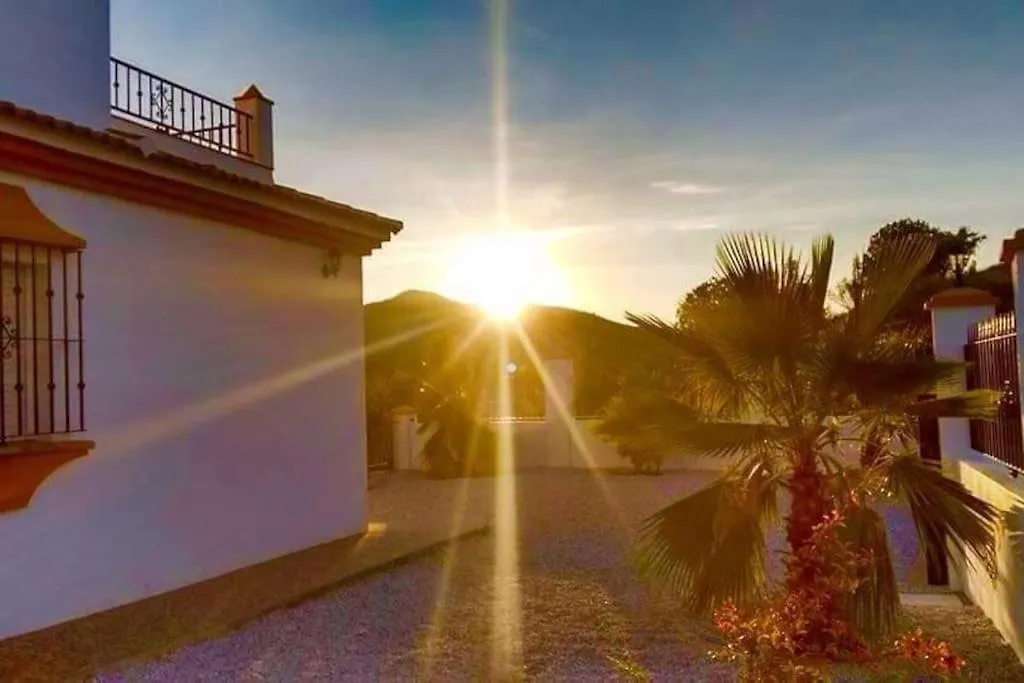 Holiday home Villa Jazmin.Completa Privacidad. Piscina Privada. Malaga