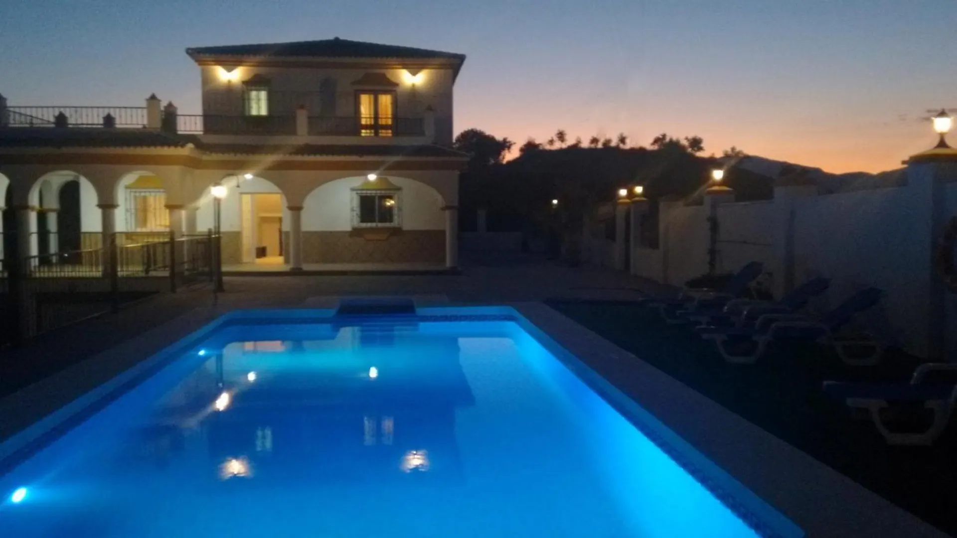 Villa Jazmin.Completa Privacidad. Piscina Privada. Malaga Spain