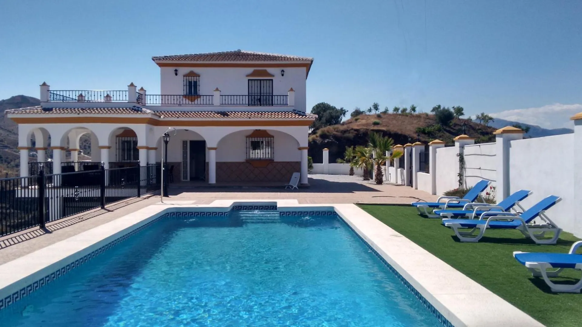 Villa Jazmin.Completa Privacidad. Piscina Privada. Malaga Holiday home
