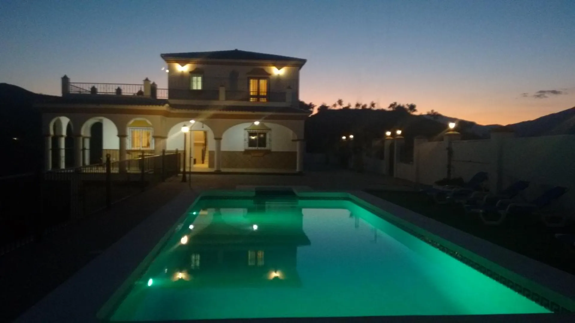 Villa Jazmin.Completa Privacidad. Piscina Privada. Malaga 0*,  Spain
