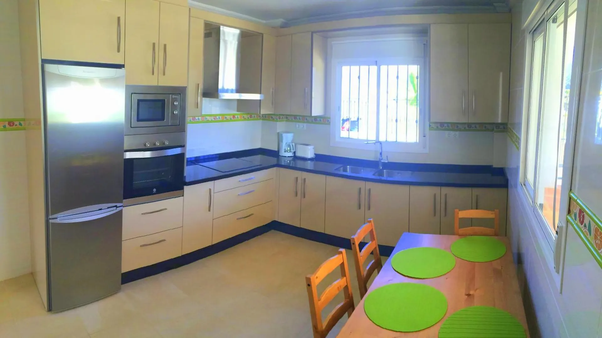 Villa Jazmin.Completa Privacidad. Piscina Privada. Malaga